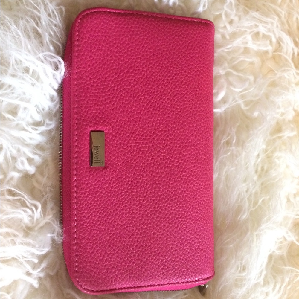 Thirty One/ Jewell All about the Benjamin's Wallet